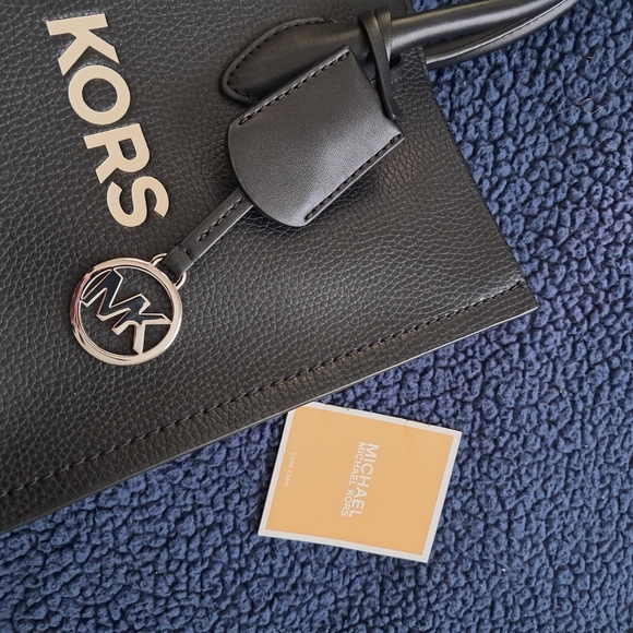 Michael Kors Black "Mirella" Tote - Picture 5 of 7